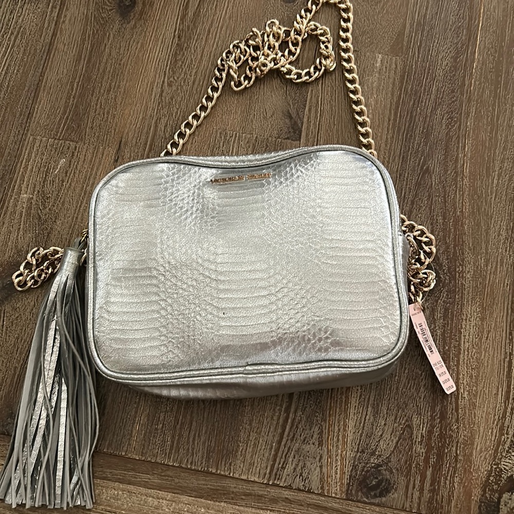 Victorias Secret silver bag super cute with any outfit